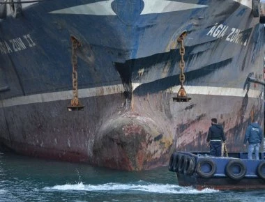 Ελεύθερος ο εκπρόσωπος της εταιρείας του δεξαμενόπλοιου «Αγία Ζώνη»